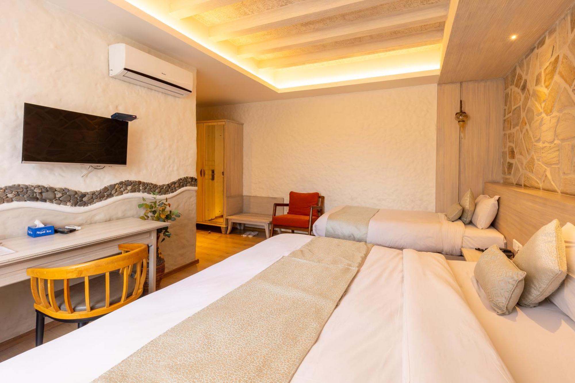 Arushi Boutique Hotel Katmandu Zewnętrze zdjęcie